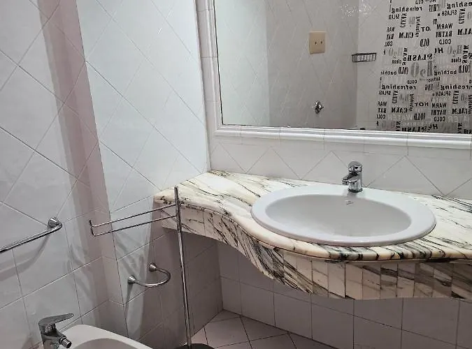 Rocksea بيت ضيافة تْشيفالو