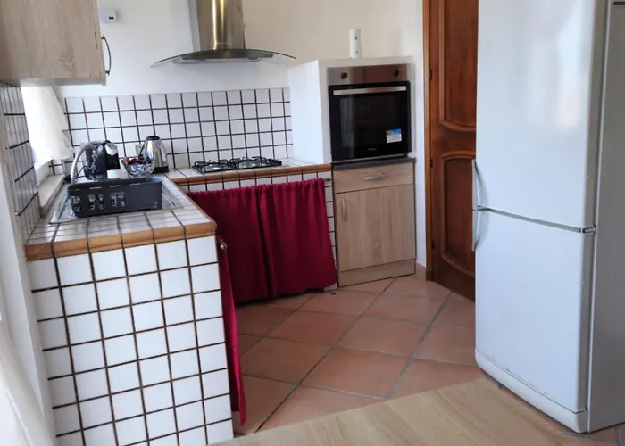 Rocksea Чефалу