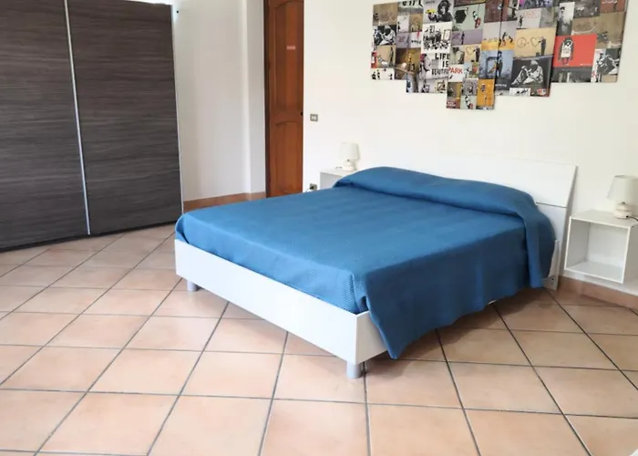 Rocksea تْشيفالو