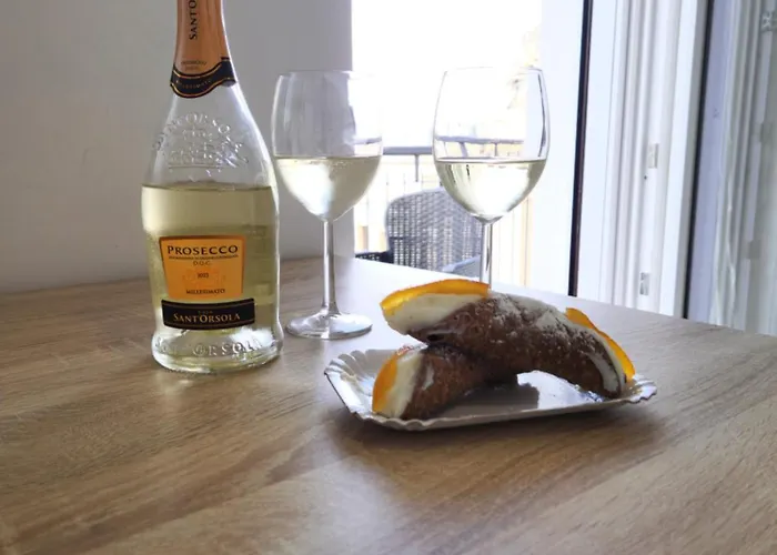 Rocksea تْشيفالو