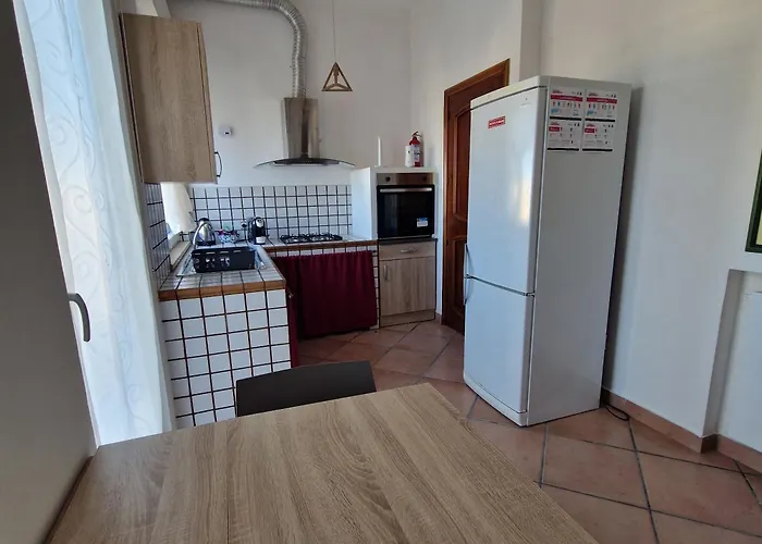 Rocksea 3* تْشيفالو